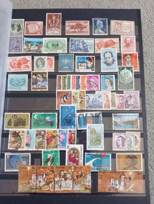 ENORMOUS COLLECTION IN STOCK BOOK EARLY AUST.N.ZEALAND AND OTHERS 100`S SEE BELOW