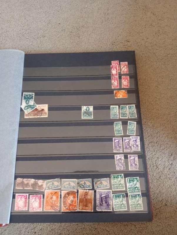 GOOD CONDITION STOCK BOOKS BONANZA TODAY-MUST SEE CONTENTS BELOW !!! SEE OTHER LOTS