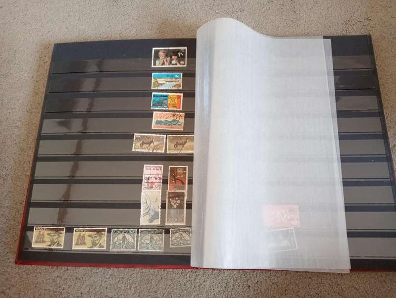 GOOD CONDITION STOCK BOOKS BONANZA TODAY-MUST SEE CONTENTS BELOW !!! SEE OTHER LOTS