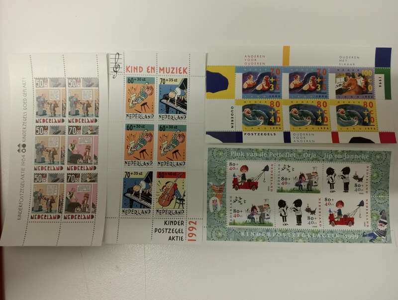 DISNEY,CARTOONS AND THEMATIC`S SCARCE POST OFFICE FRESH LOTS TODAY R1300.00
