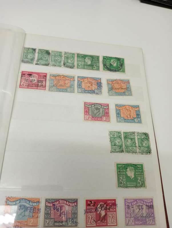 STUNNING STOCK BOOK-GOOD CLEAN 100`S OF KINGS HEADS ETC REVENUES-MUST SEE BELOW !!!