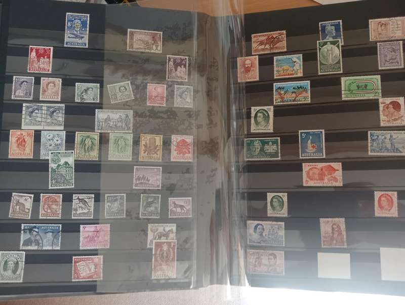 AUSTRALIA-CLEAN STOCK BOOK WITH GOOD EARLY HEADS ETC-SEE BELOW-NOT ALL SHOWN !!
