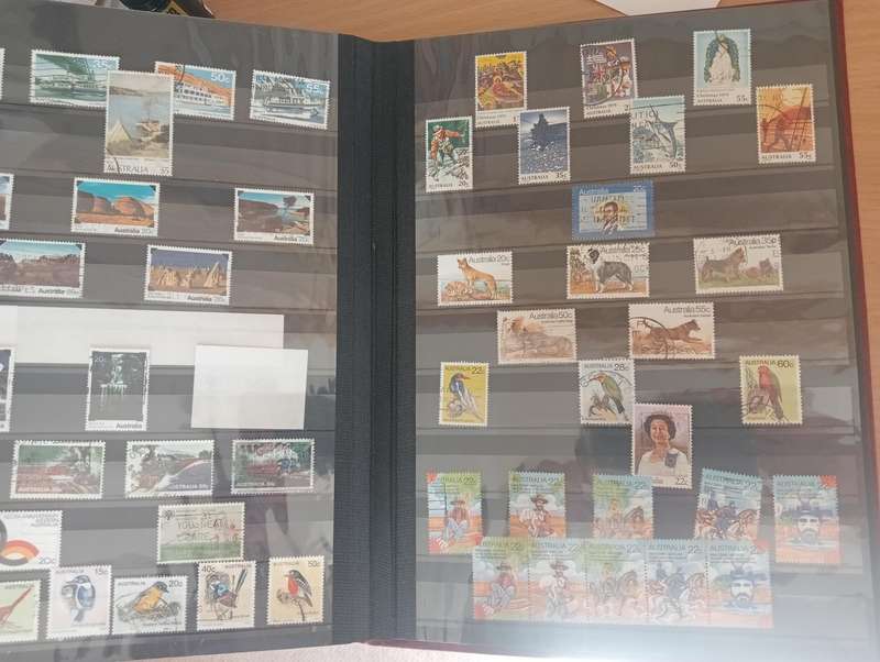 AUSTRALIA-CLEAN STOCK BOOK WITH GOOD EARLY HEADS ETC-SEE BELOW-NOT ALL SHOWN !!