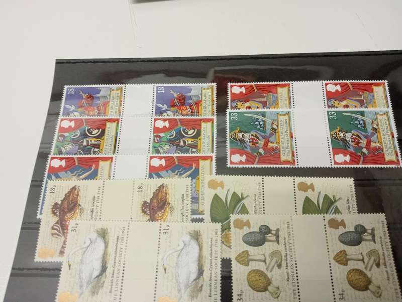 GB-SCARCE MODERN SETS GUTTERS ETC UMM ON 5 CARDS NB SEE BELOW