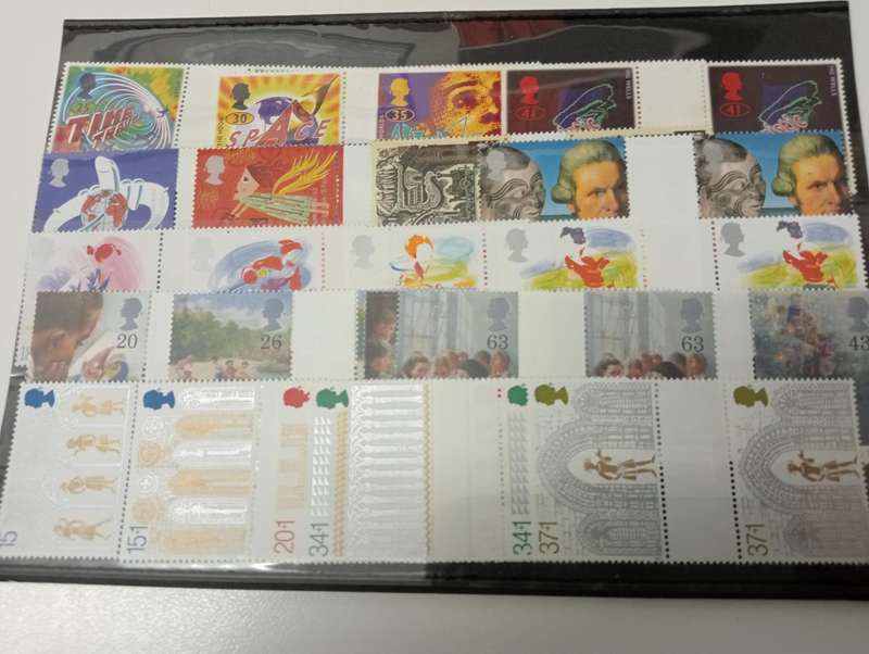 GB-SCARCE MODERN SETS GUTTERS ETC UMM ON 5 CARDS NB SEE BELOW