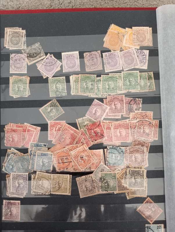 Sweden stock book with many early valuable lots