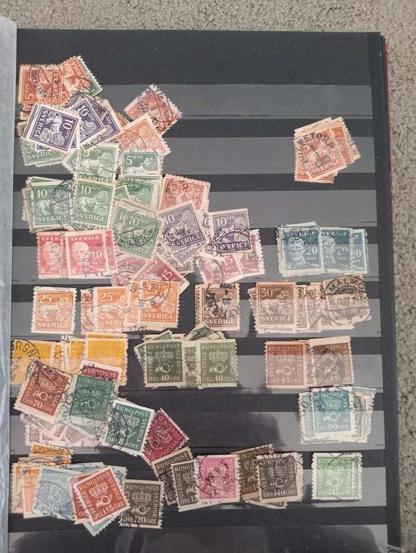 Sweden stock book with many early valuable lots
