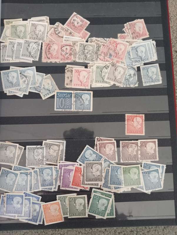 Sweden stock book with many early valuable lots