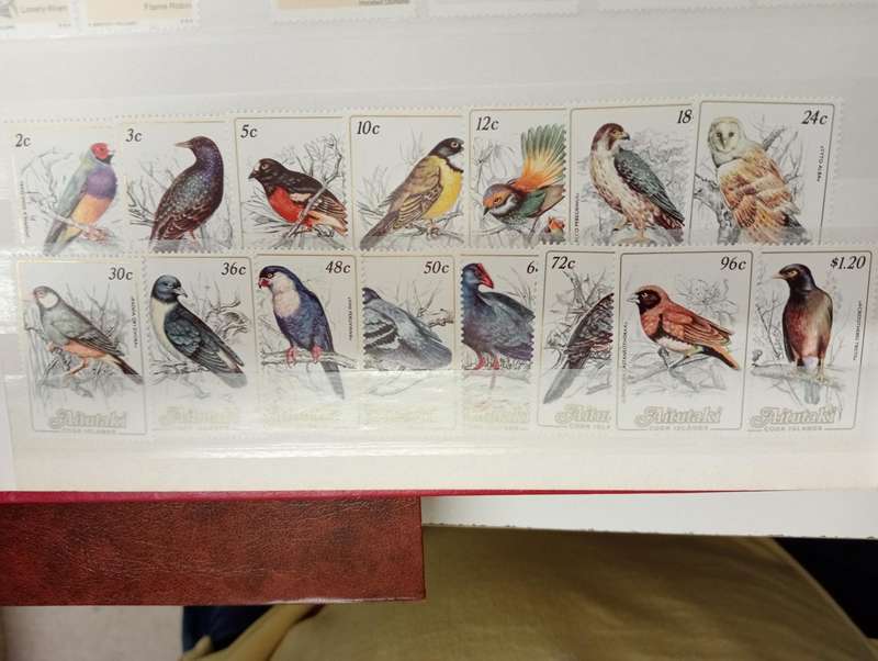 BIRDS SETS SOME OF WHICH ARE VERY SCARCE LIKE BRUNIE ETC-SEE ALL THE LOTS TODAY !!!