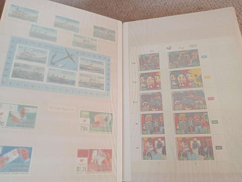 RSA-IF THE POST OFFICE COMES RIGHT-HERE is a fortune !!! UMM SHEETS ETC MANY AIRMAIL AND STANDARD