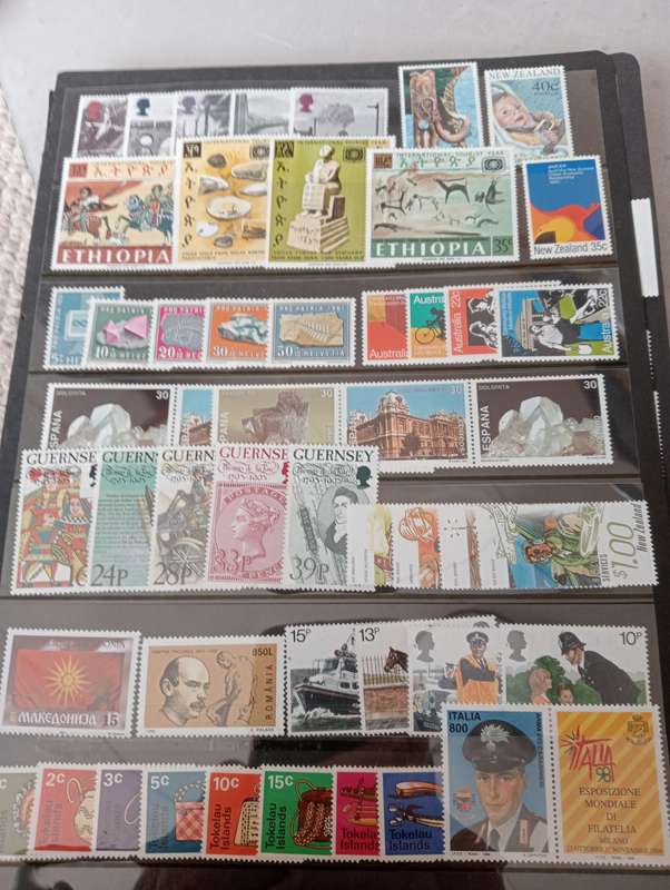 MANY EXPENSIVE FULL cards of lovely THEMATICS sets 100`s BELOW ,ALL umm