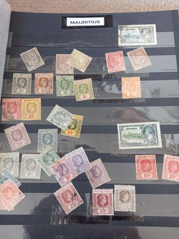 HUGE CLEAN STOCK BOOK Many BIRDS SETS !!!British Africa,Zim and much more-must see all below
