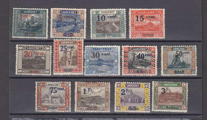 SAAR-OVERPRINT SET TO 3F VFM H.R.   R1880.00