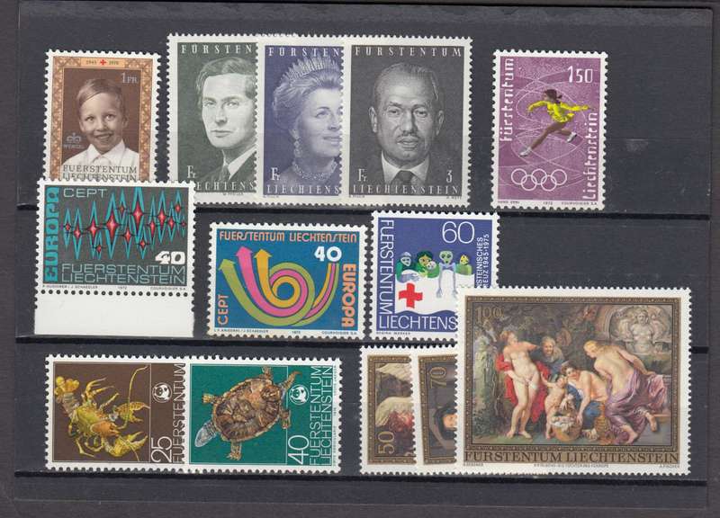 LICHTENSTEIN- POST OFFICE FRESH UMM LOT  R770.00