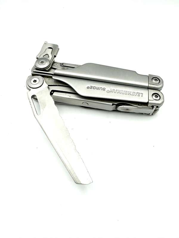 Leatherman Surge
