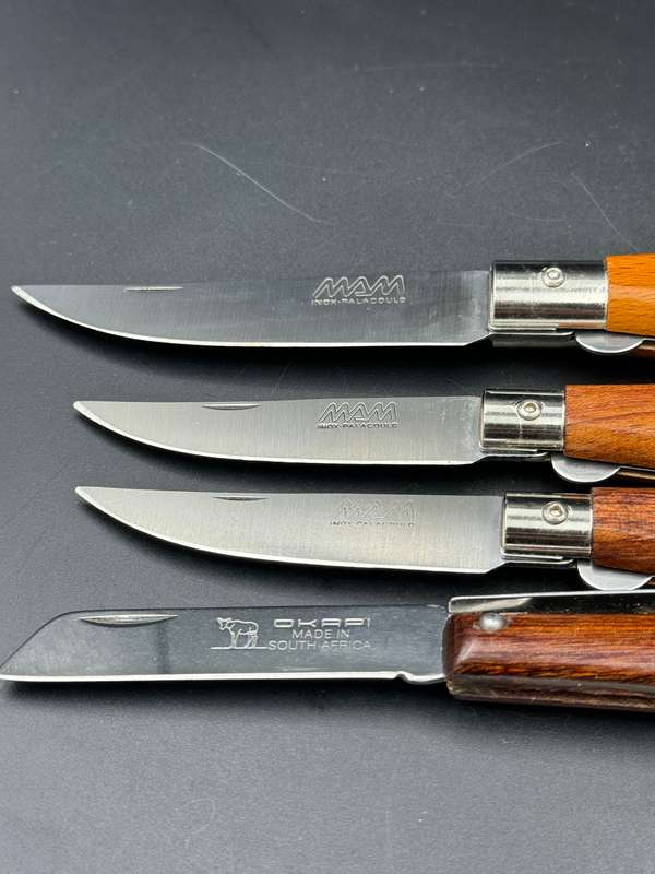 Mixed Knives