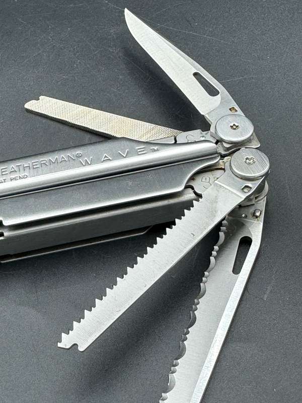 Leatherman Wave 1st Gen (0898 Date Stamp)