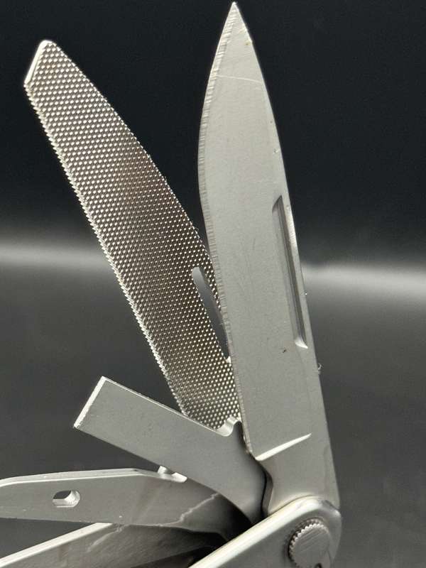 Leatherman Rebar + Micra