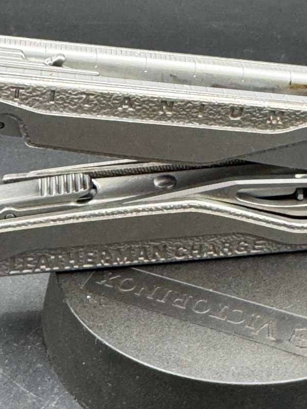 Leatherman Charge