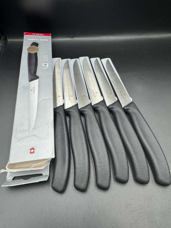 Victorinox Swiss Classic 6 Piece Steak Knife Set Serrated Pointed BlK