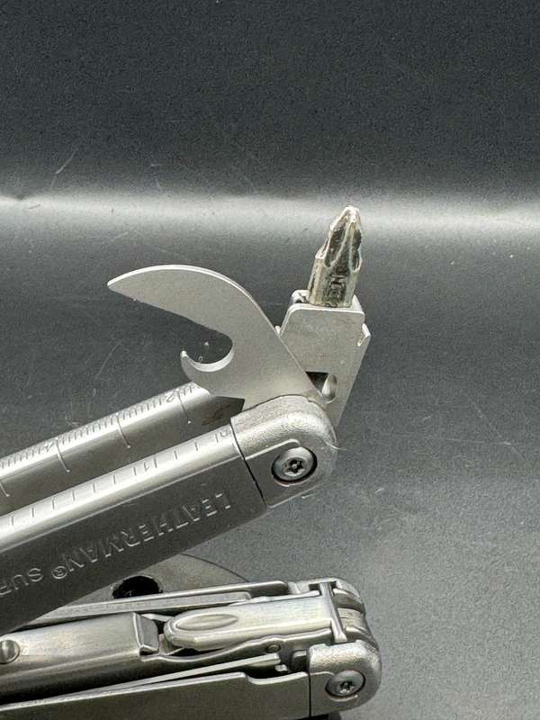 Leatherman Surge