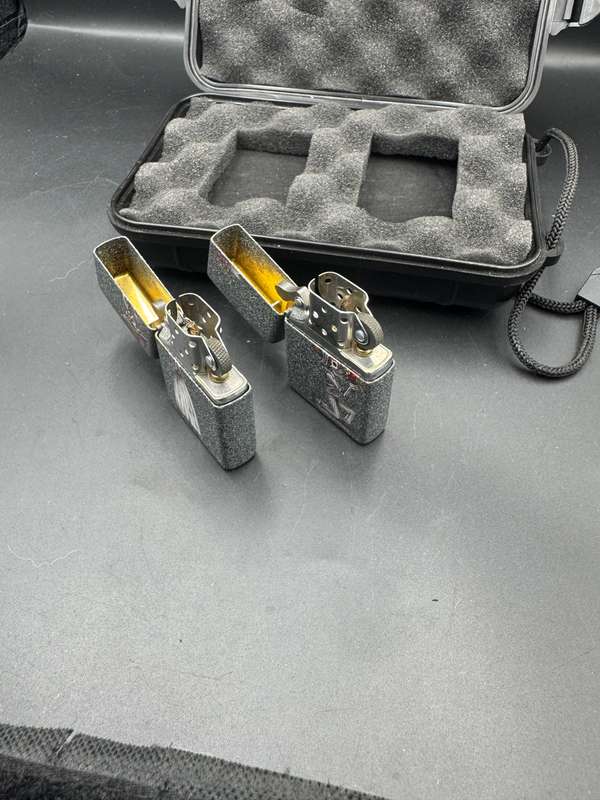Zippo Iron Stone Couple