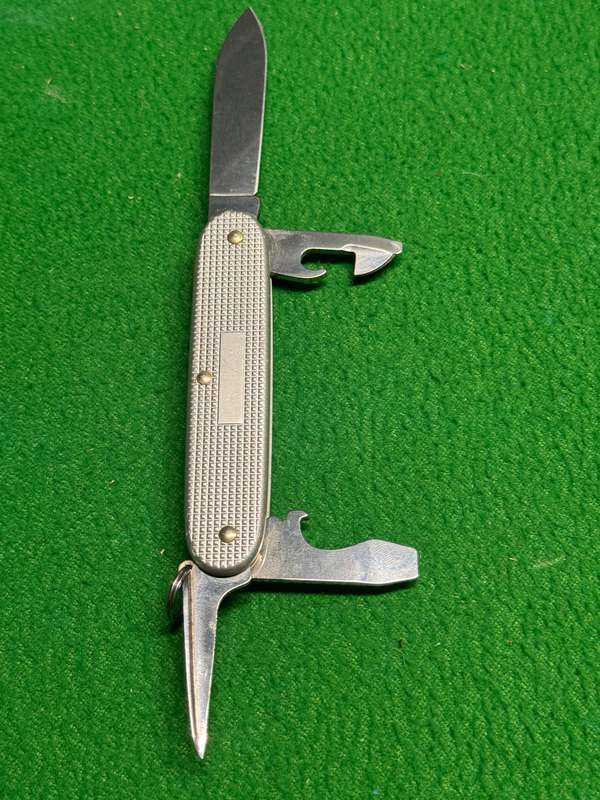Victorinox Pioneer Alox