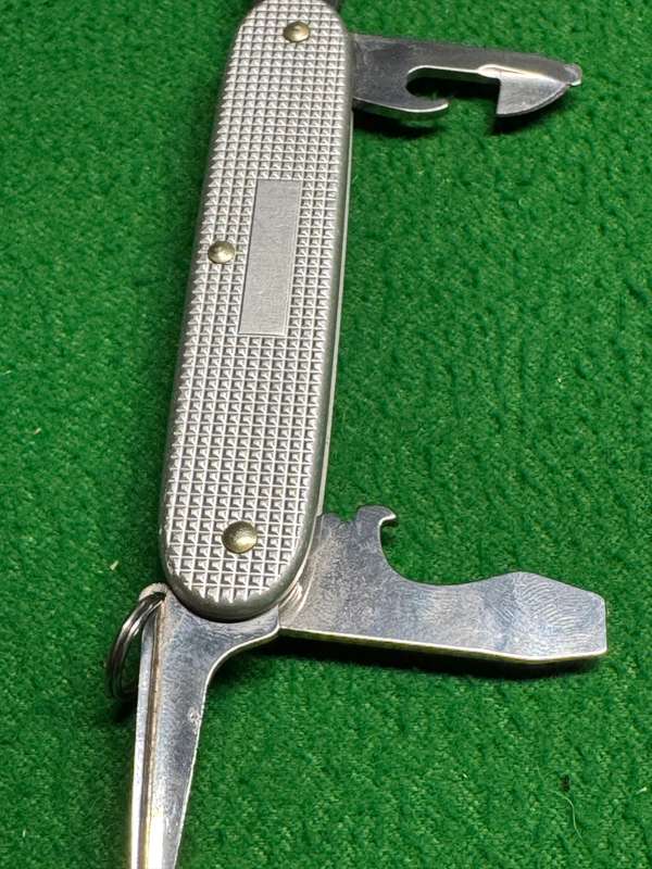 Victorinox Pioneer Alox