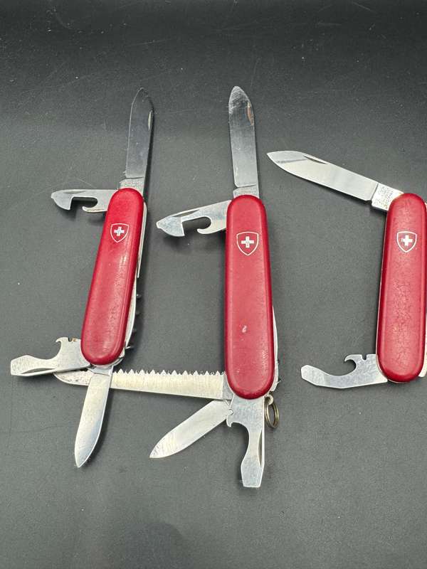 Victorinox Old Cross Trio