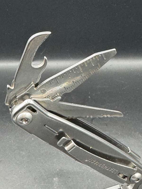 Leatherman BOLSTER