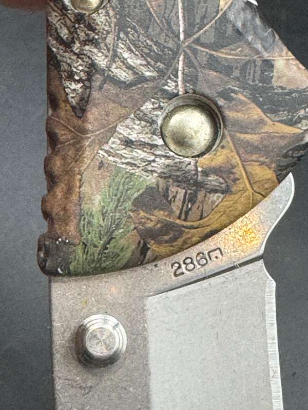 Buck Knife Bantam 284 Mossy Oak