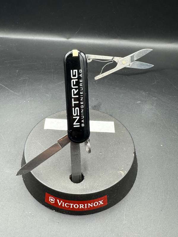 Victorinox Classic SD
