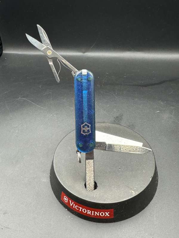 Victorinox Classic SD