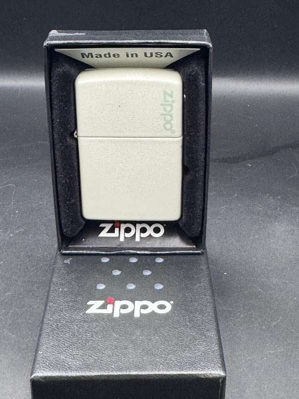 Zippo Glow in the Dark