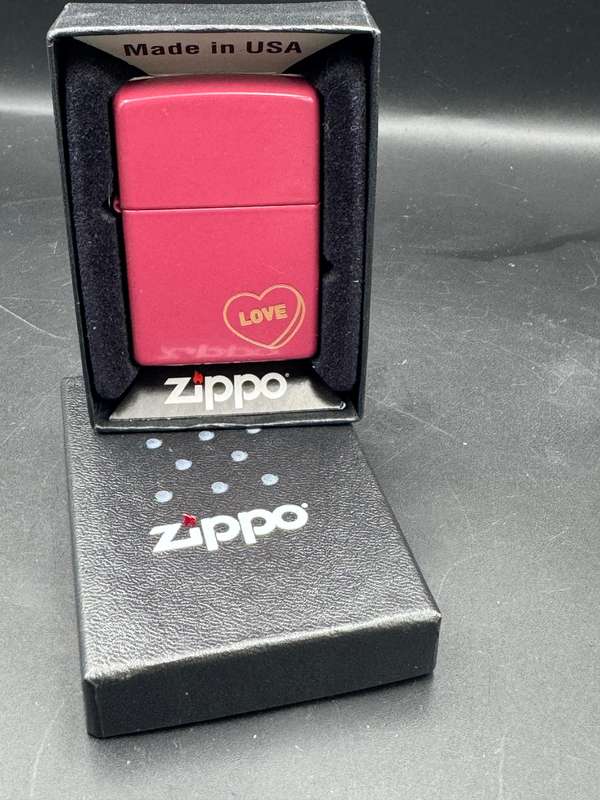 Zippo Love