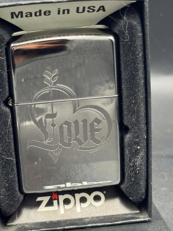Zippo Love