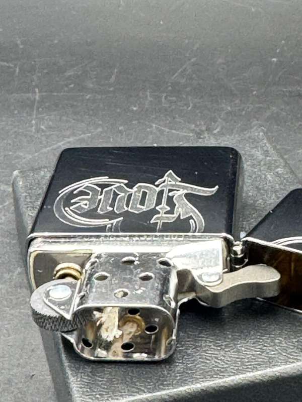 Zippo Love