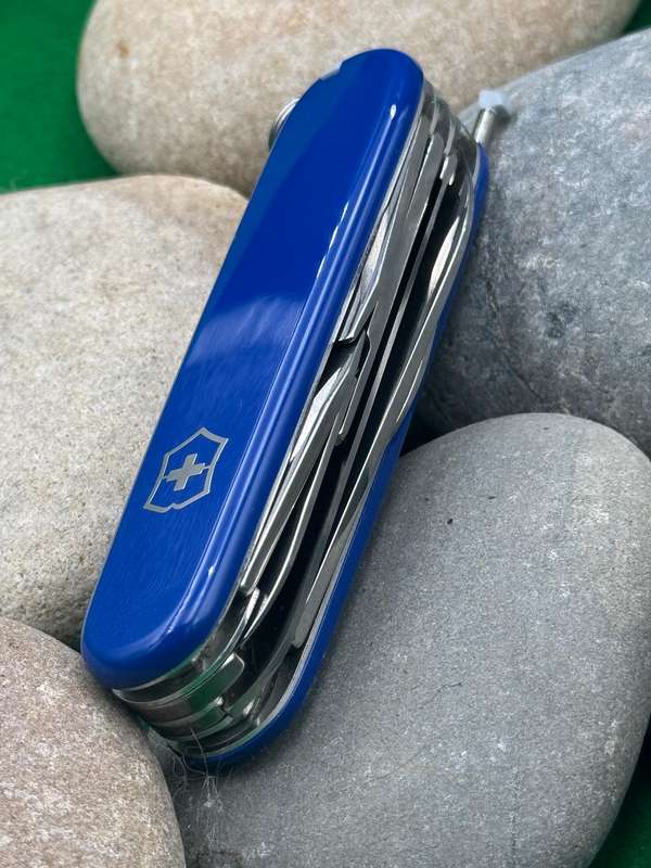 Victorinox Huntsman with Plus Scales