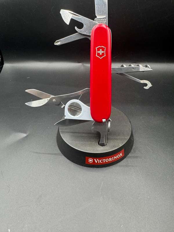 Victorinox Explorer