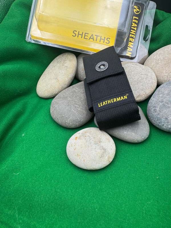 Leatherman Pouch  Large 4 Pocket Nylon