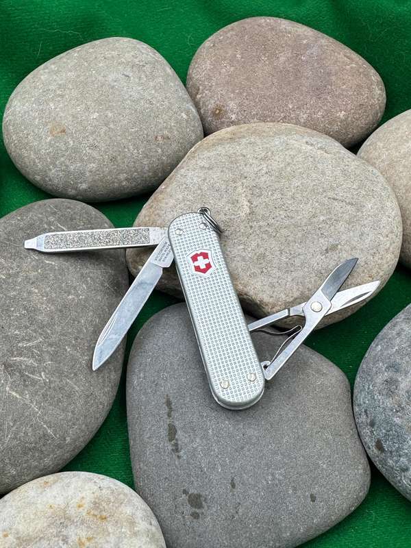 Victorinox Classic Alox Silver 58mm NEW