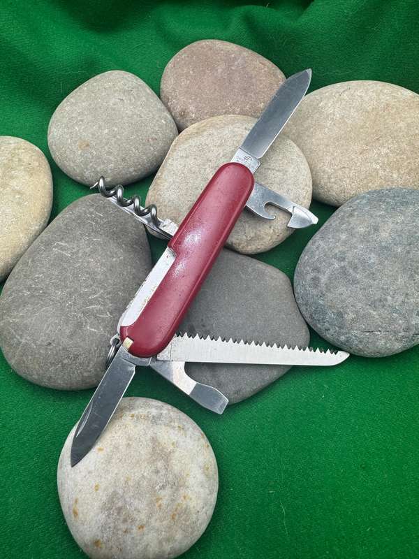 Victorinox Camping Red