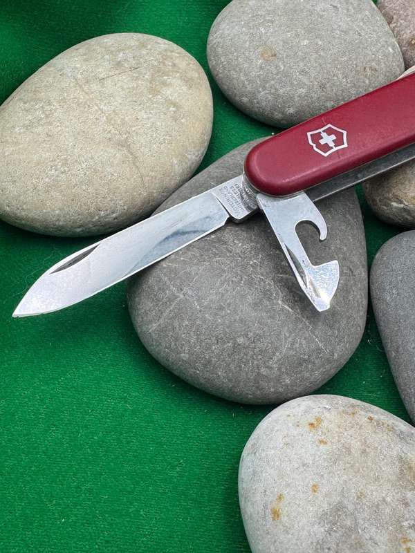 Victorinox  Camper