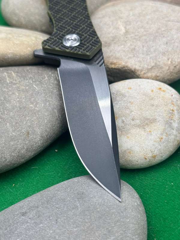 We Knife 711B Green/Black G10 Handle Black Stonewash/Satin Blade Knife