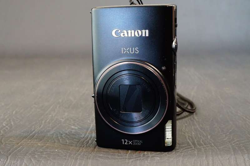 Canon IXUS 285 HS / ELPH 360 20.2MP Full HD 12X Optical Zoom Digital Camera **Great Condition**