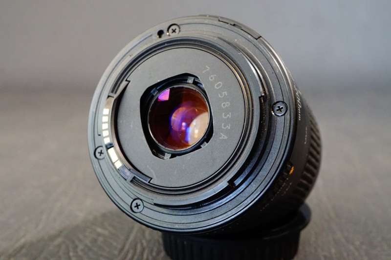 Canon EF 80-200mm f4.5-5.6 II Zoom Lens in Canon EF Mount   **Great Condition**