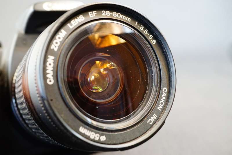 Canon EOS 350d Digital SLR Camera with Canon EF 28-80mm Lens, Battery and Charger **Good Condition**