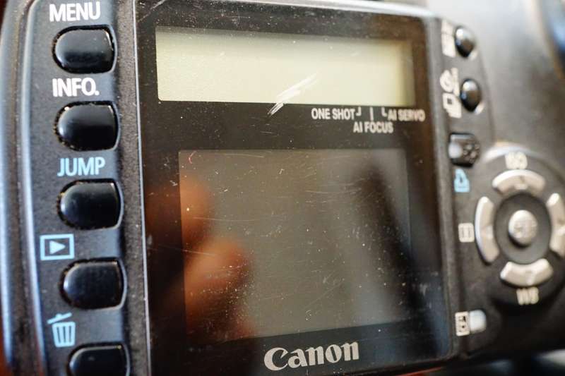 Canon EOS 350d Digital SLR Camera with Canon EF 28-80mm Lens, Battery and Charger **Good Condition**