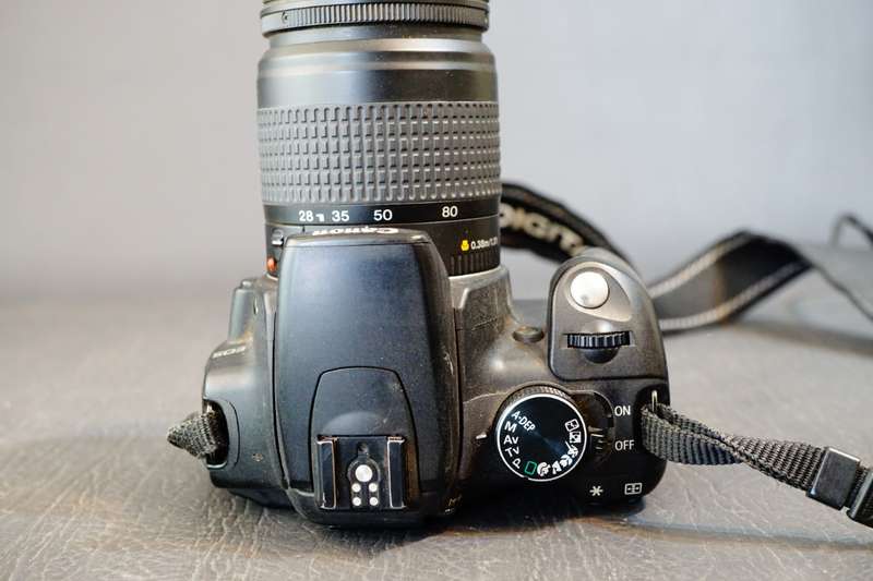 Canon EOS 350d Digital SLR Camera with Canon EF 28-80mm Lens, Battery and Charger **Good Condition**