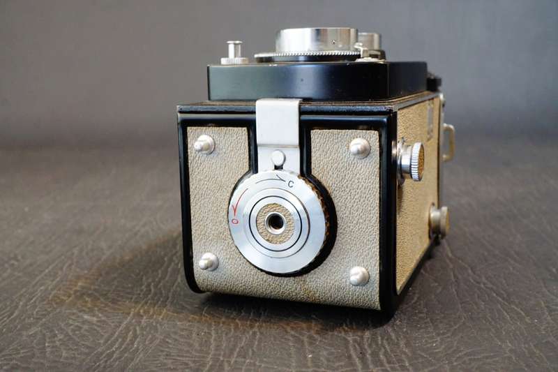 **RARE Grey** Yashica-A 6x6 TLR with Yashikor 80mm F3.5 Lens 120 Roll Film Camera **Great Condition*